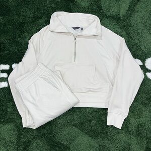 Danskin Cream Half-Zip Pullover joggers set